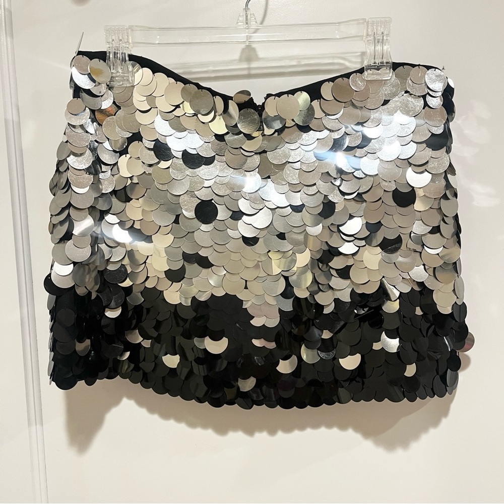 Alice + Olivia Rubi Embellished Micro Skirt 8 Sequin Paillette Silver Black - Picture 12 of 16